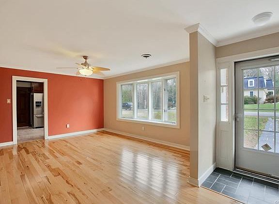 4th image of 3210 Holly Hill Ct