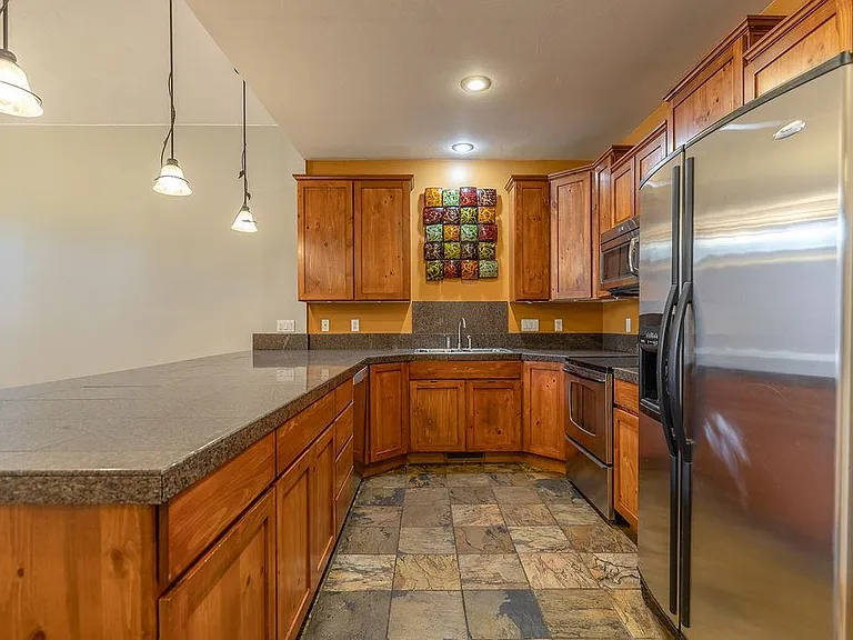 238 Harrison St — Photo 3