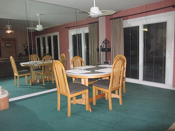 3rd image of 451 Berkshire Dr
