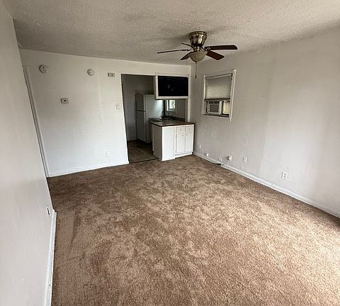 3rd image of 1607 Madison Ave