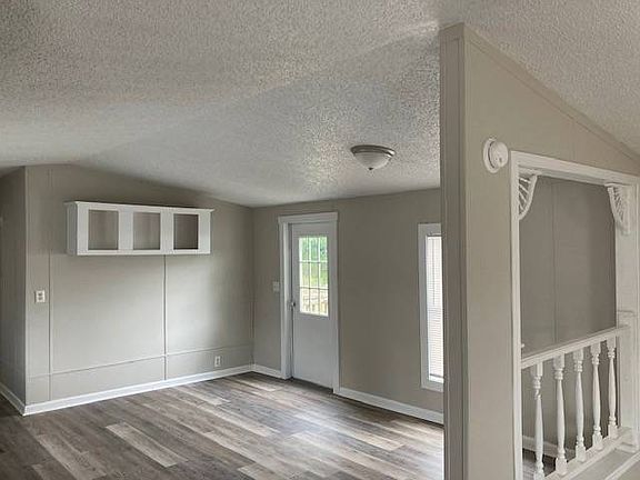 5th image of 1720 Hurricane Rd #106