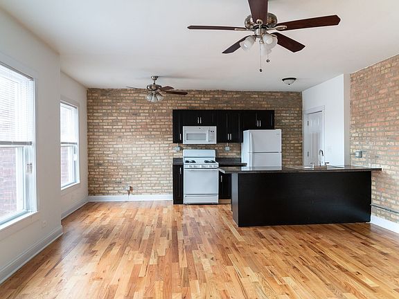 5th image of 4730-4744 N Whipple St #4738-1C