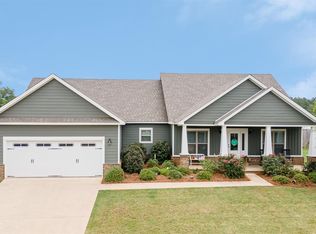 1008 Ridge Point Dr, Deatsville, AL 36022