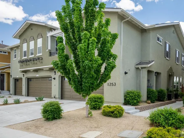 1253 Concho Trl Unit 3, Gardnerville, NV 89410