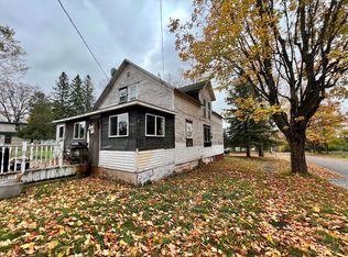 516 3rd St, Alpha, MI 49902