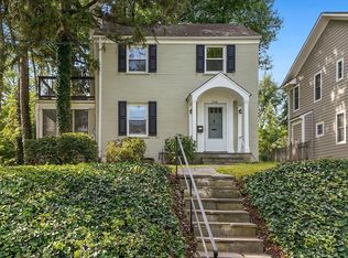 7000 Exeter Rd, Bethesda, MD 20814