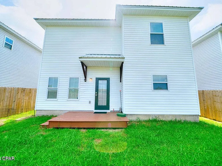 430 Raven Ln — Photo 4