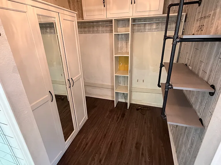 303 Hopewell St — Photo 10
