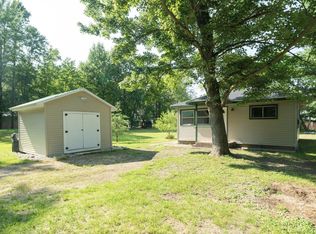 46860 Sycamore Dr, Bangor, MI 49013