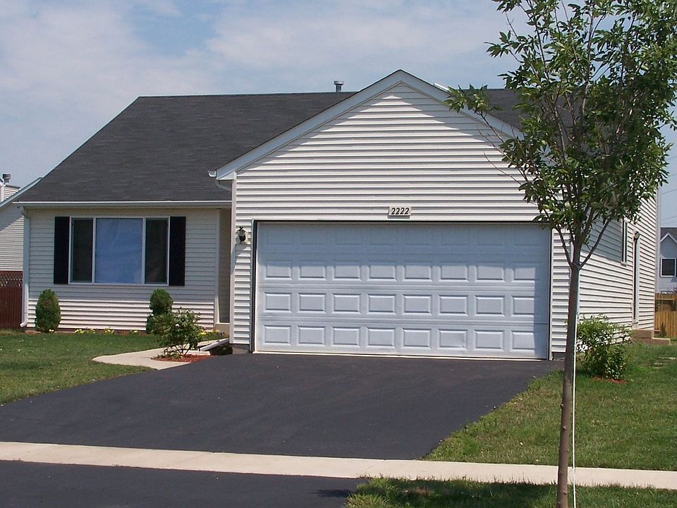 2222 White Eagle Exterior