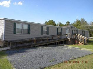 110 Meadowfield Cir, Aberdeen, NC 28315