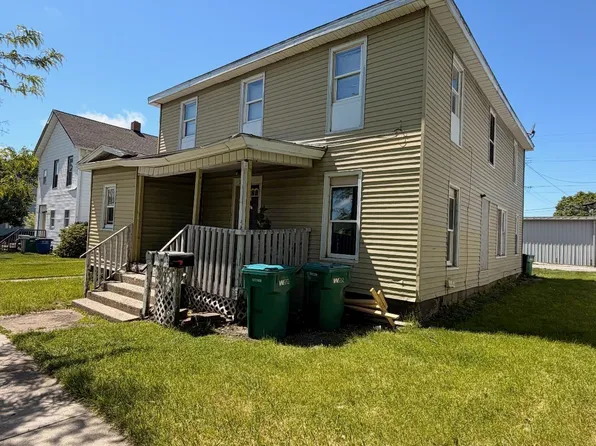 307 State St, La Porte, IN 46350