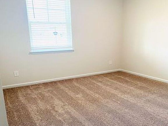 3rd image of 1369 Clendon Cir #1369