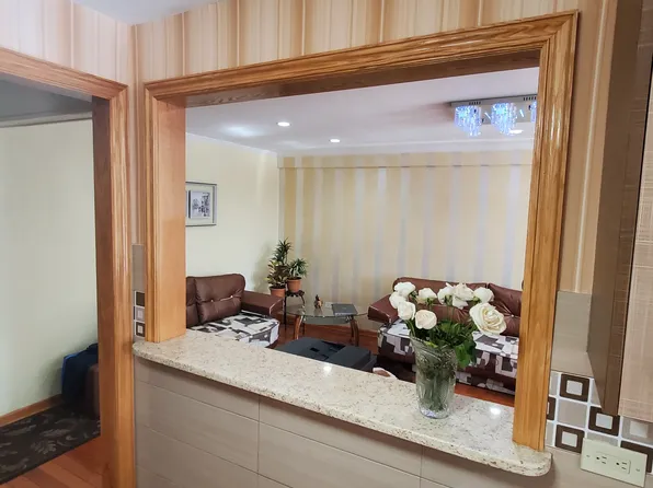 2626 Homecrest Avenue image 4 of 8