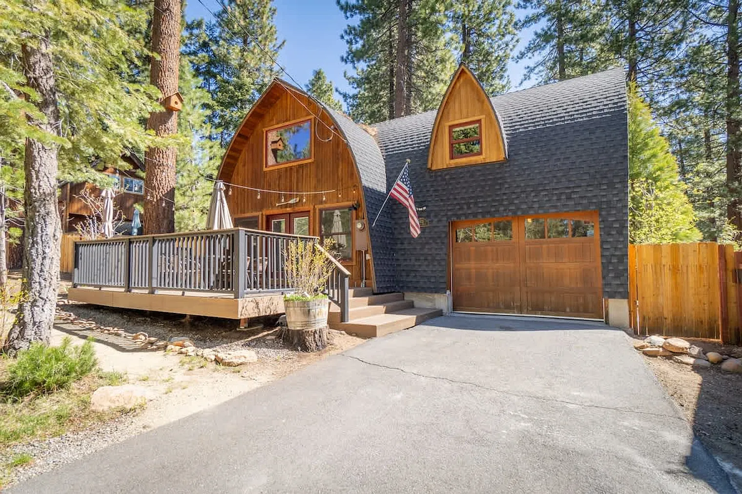 4 bed, 2.0 bath, 2195 sqft, $10,199 — Photo 4