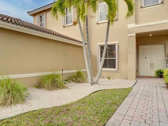 5th image of 5012 Victoria Circle