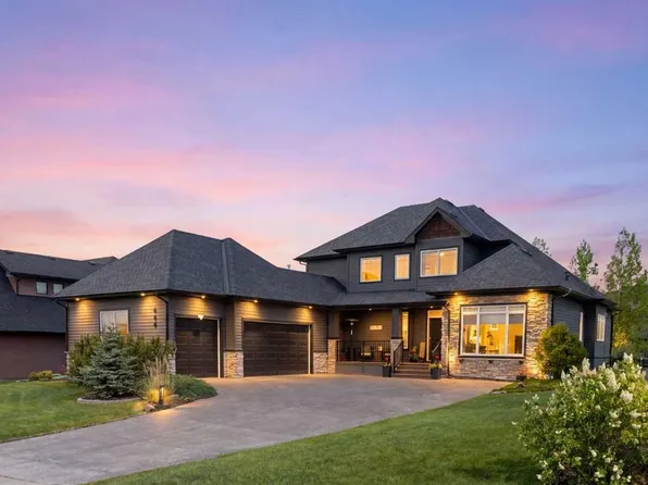 444 S Montclair Pl, Rocky View County, AB T4C 0A8