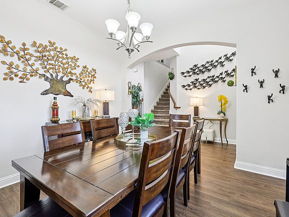 5th image of 4724 Whitehall Ct