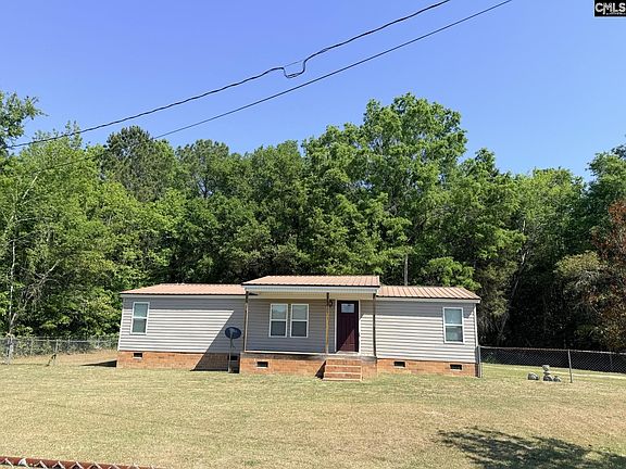 5th image of 1620 McRae Rd