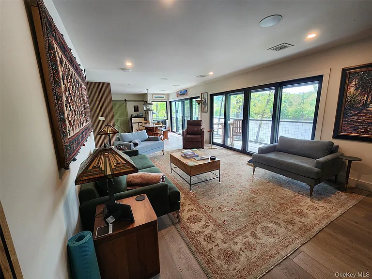 53 Lake Pleasant Dr — Photo 13