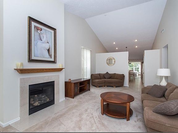 4th image of 1255 Juniper Ct