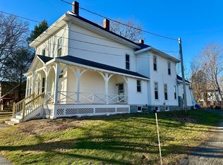 95 W Elm St, Yarmouth, ME 04096