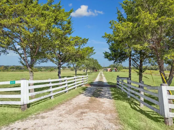 4277 Mustang Rd, Brenham, TX 77833