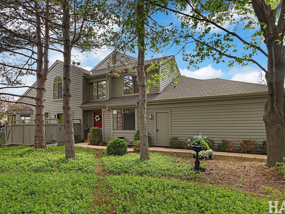 1st image of 897 Longmeadow Ct #1044
