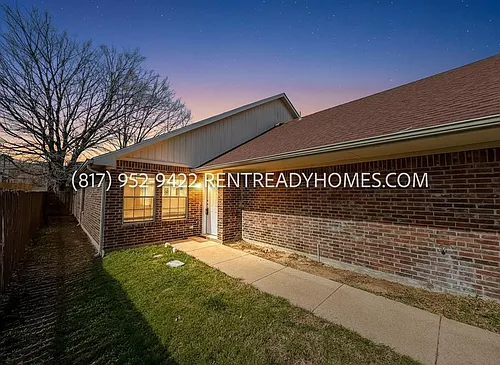 3130 Cherry Ln S Photo 1