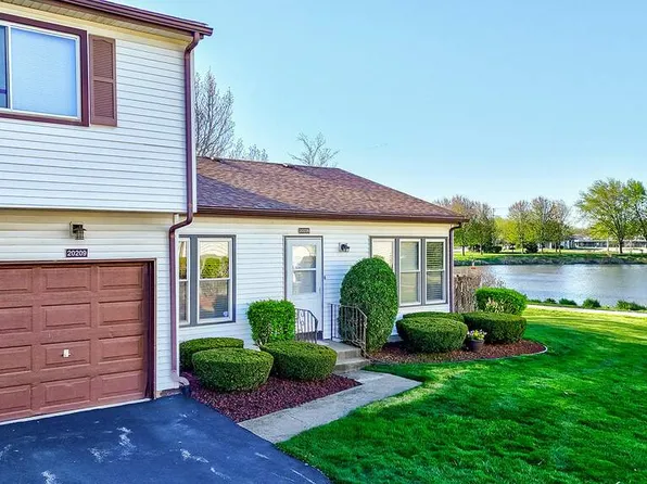 20209 S Fairwood Ct #20209, Frankfort, IL 60423