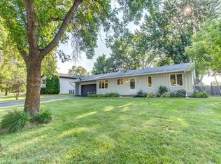 9554 Glacier Ln N, Maple Grove, MN 55369