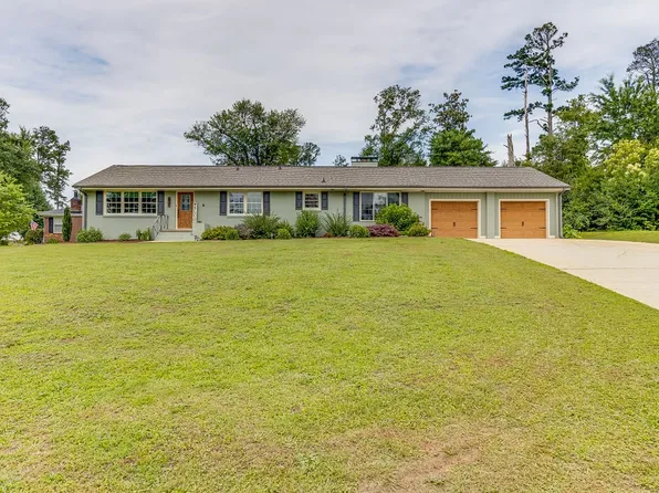 712 Adams St, Seneca, SC 29678