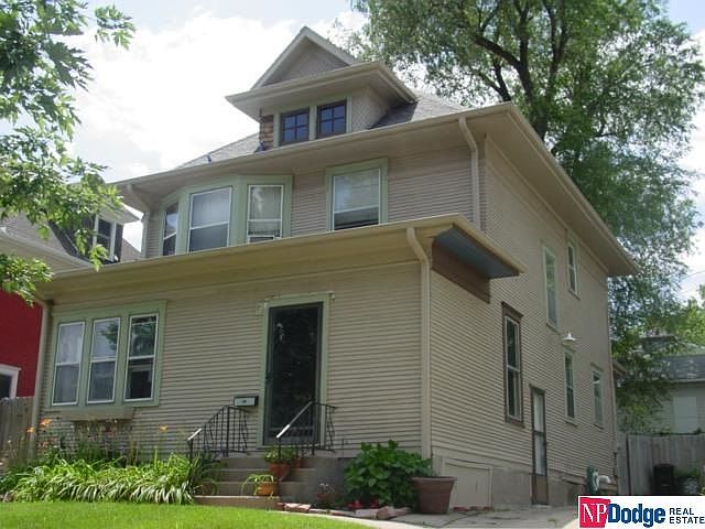 1st image of 566 S 35th Ave