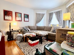 106 Thurston St APT 8, Somerville, MA 02145