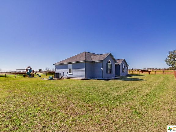5th image of 113 Old Beeville Hwy