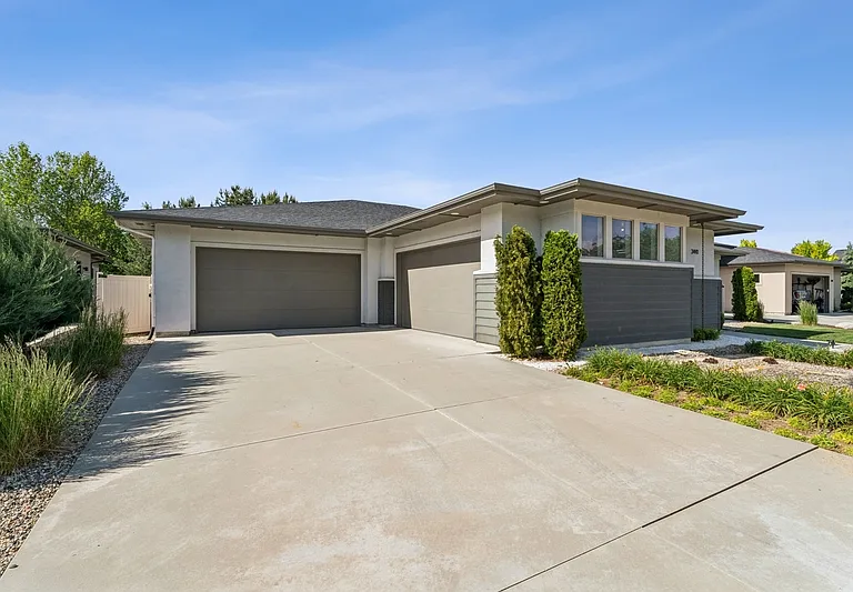 3441 E Accommodation Ct — Photo 2