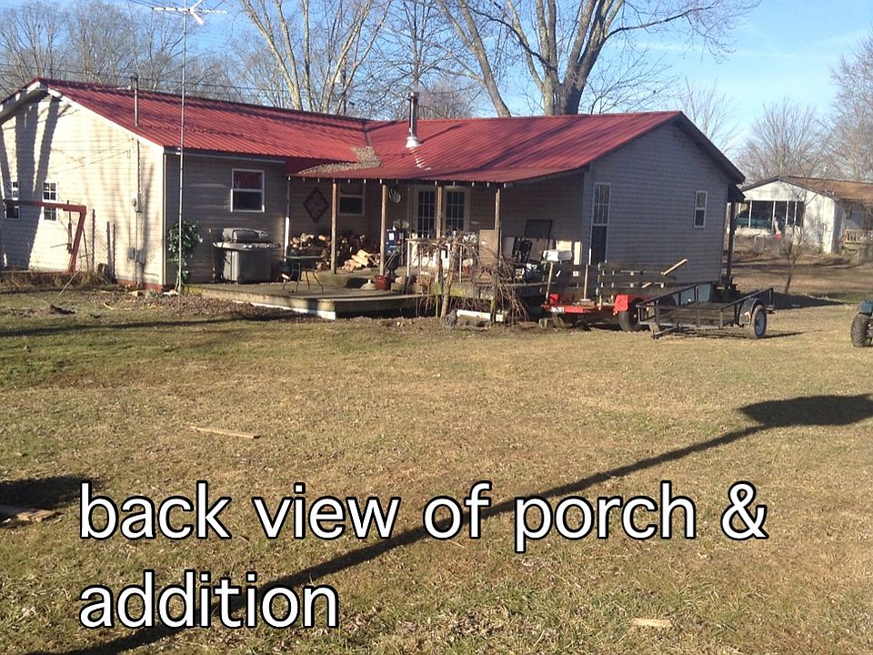 1st image of 402 Lee Dr
