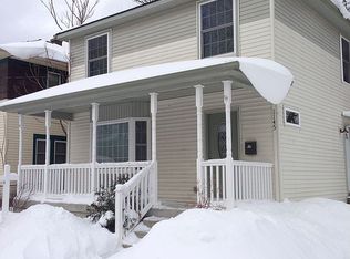 1145 Sigsbee St SE, Grand Rapids, MI 49506