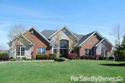 1st image of 102 Cambridge Ln