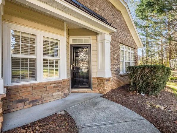 209 Beringer Pl, Chapel Hill, NC 27516