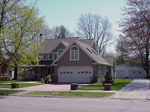 133 W Pearl St, Coldwater, MI 49036
