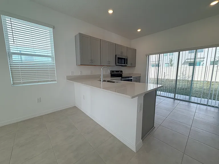2942 Skyline Loop — Photo 21