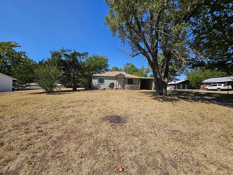 112 W Cedar Ave — Photo 19