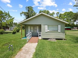 655 N 2nd St, Silsbee, TX 77656