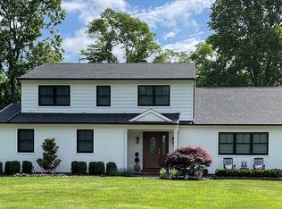 8 Yellow Brook Dr, Colts Neck, NJ 07722