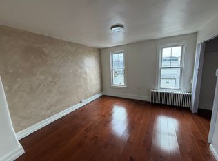 307 N 10th St #2, Reading, PA 19604