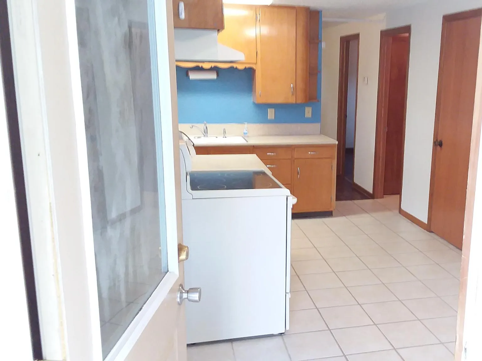 2 bed, 700 sqft, $985 — Photo 4