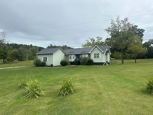 147 Price Rd Photo 1