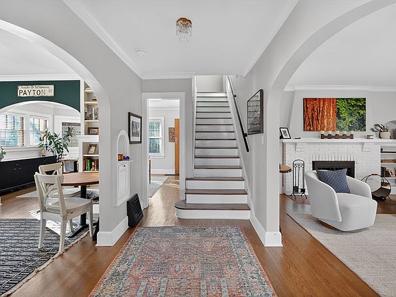 3rd image of 6012 N Waterbury Rd