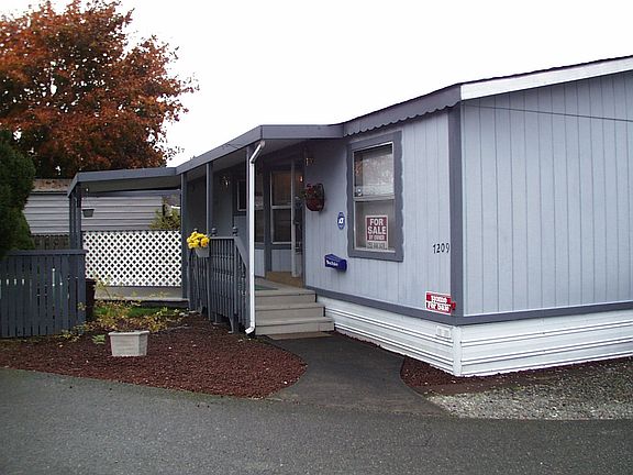2nd image of 7209 17th Avenue Ct E